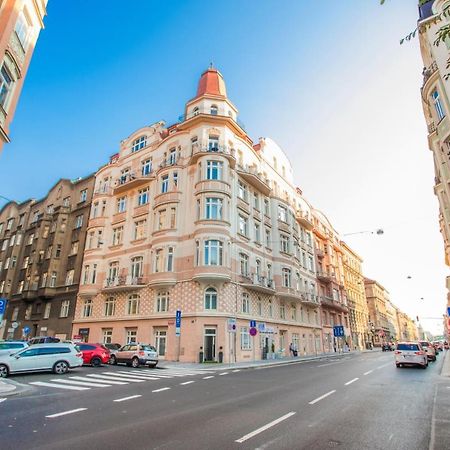Design Studio Andel, All Historical Sights Walkable Prague Luaran gambar
